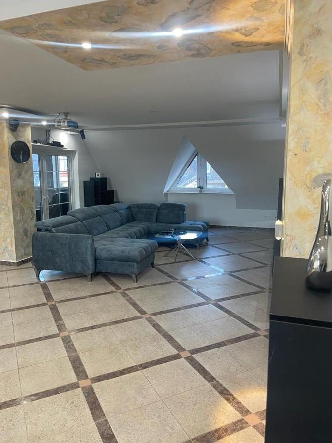Bobenheim-Roxheim Luxurioese Wohnung Im Herzen Von Rlp מראה חיצוני תמונה