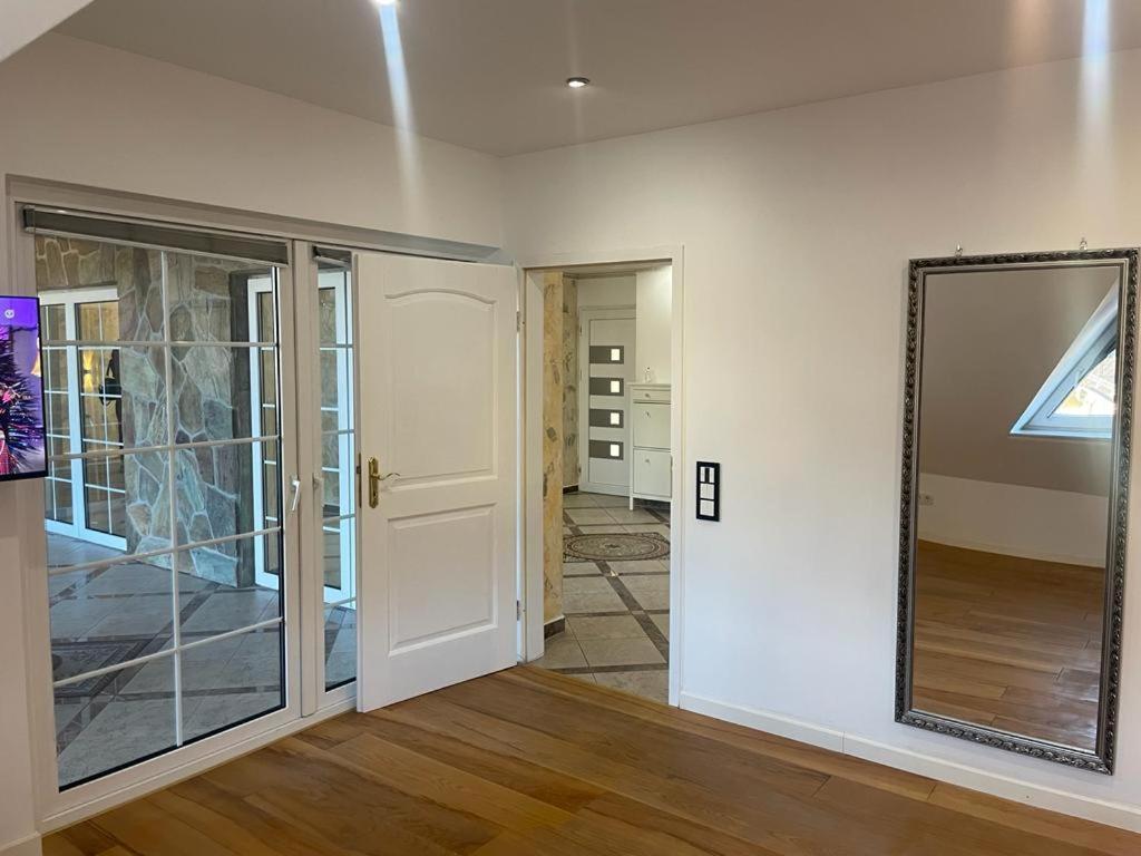 Bobenheim-Roxheim Luxurioese Wohnung Im Herzen Von Rlp מראה חיצוני תמונה
